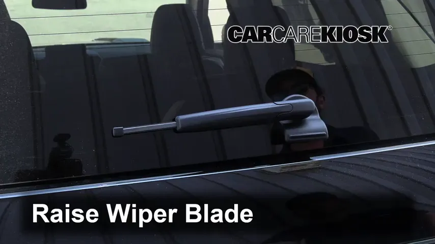 2021 Ford Bronco Sport Badlands 2.0L 4 Cyl. Turbo Windshield Wiper Blade (Rear) Replace Wiper Blade
